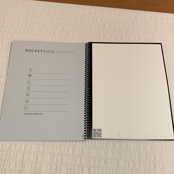 Rocketbook Coil Notebook - Picture 2 of 3